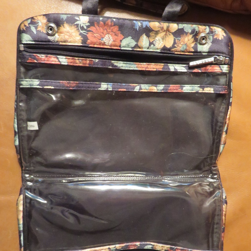 Modella Flowered Black Background Makeup Bag Nwot - image 2